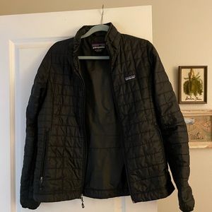 Black Patagonia puffy